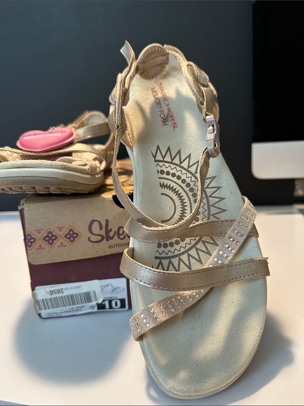 Skechers Women's Beige/Tan Rhinestone Strappy and box  - Sandal- 10